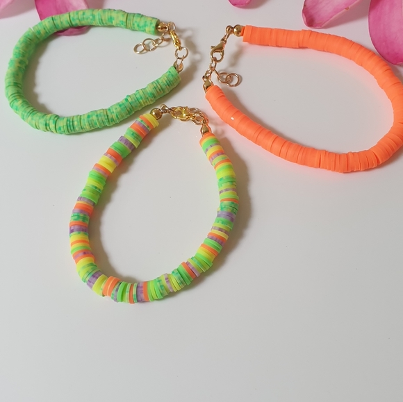 3 bracelets - Picture 1 of 1